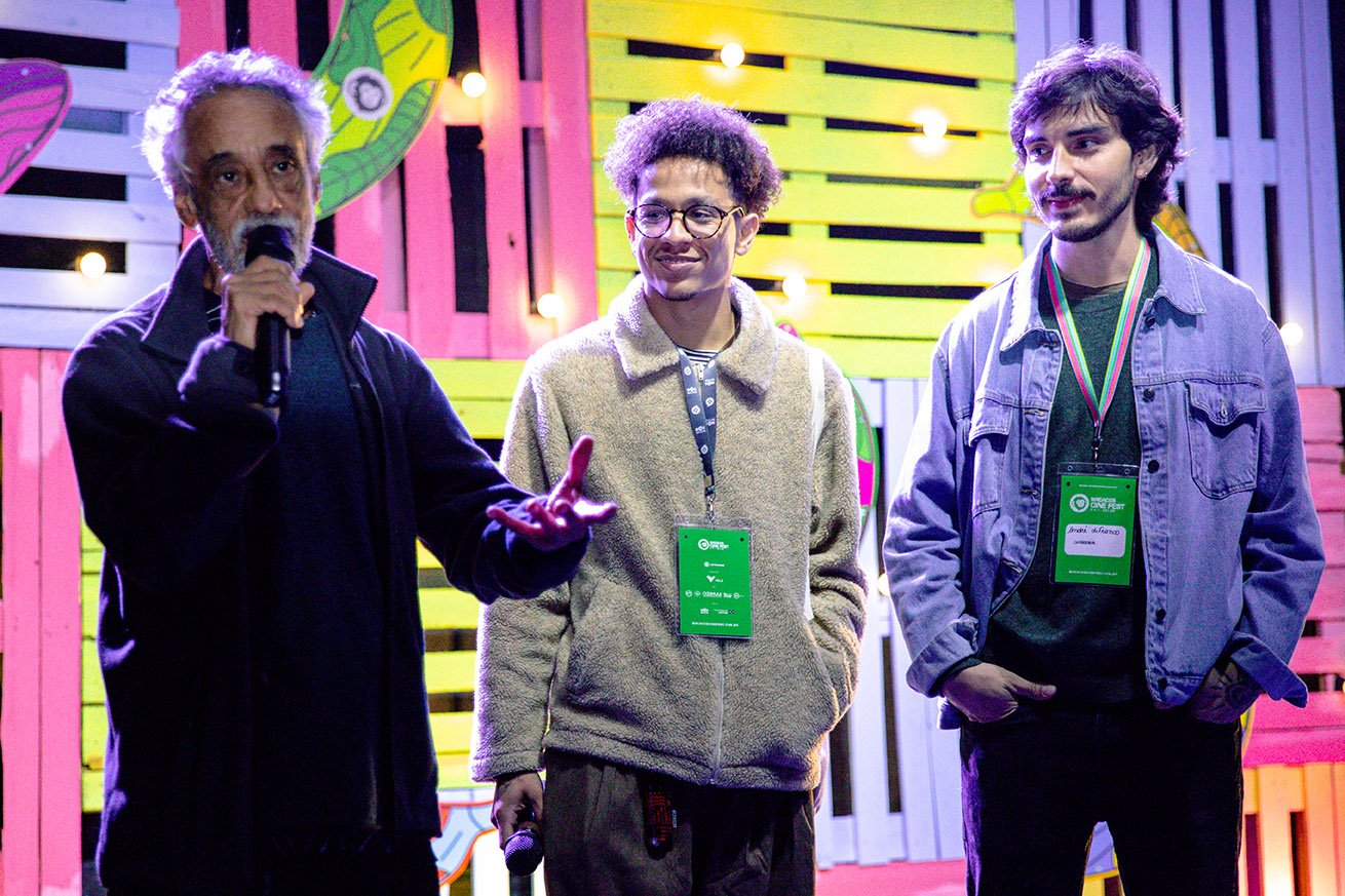 Paulo Santos (Uakti), Renan Eduardo (Curador Mostras Competitiva e Temática), André Di Franco (Curador Mostra Temática) Macacos Cine Fest / Foto: Luiza Wollny - Divulgação