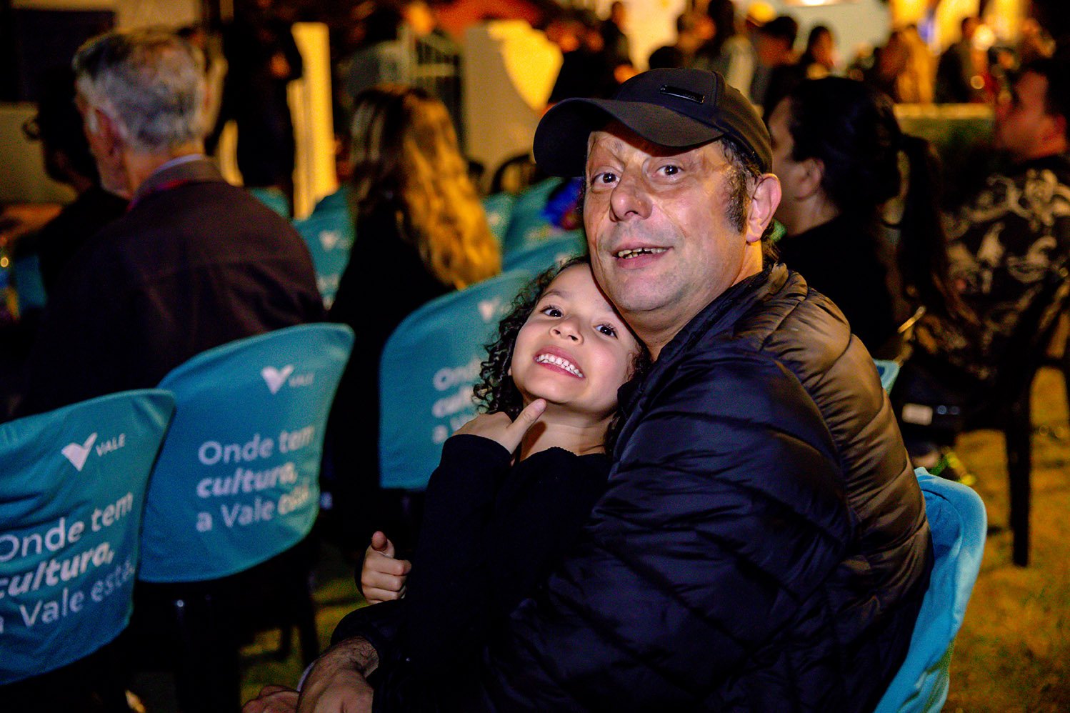 Fernando Venancio e sua filha na Cerimônia de Abertura do Macacos Cine Fest / Foto: Luiza Wollny - Divulgação